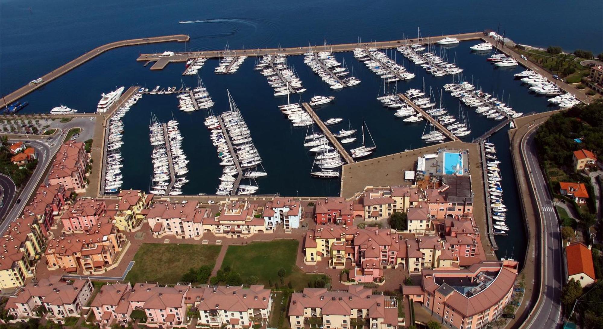 Apartment Aurelia Muggia Exterior foto