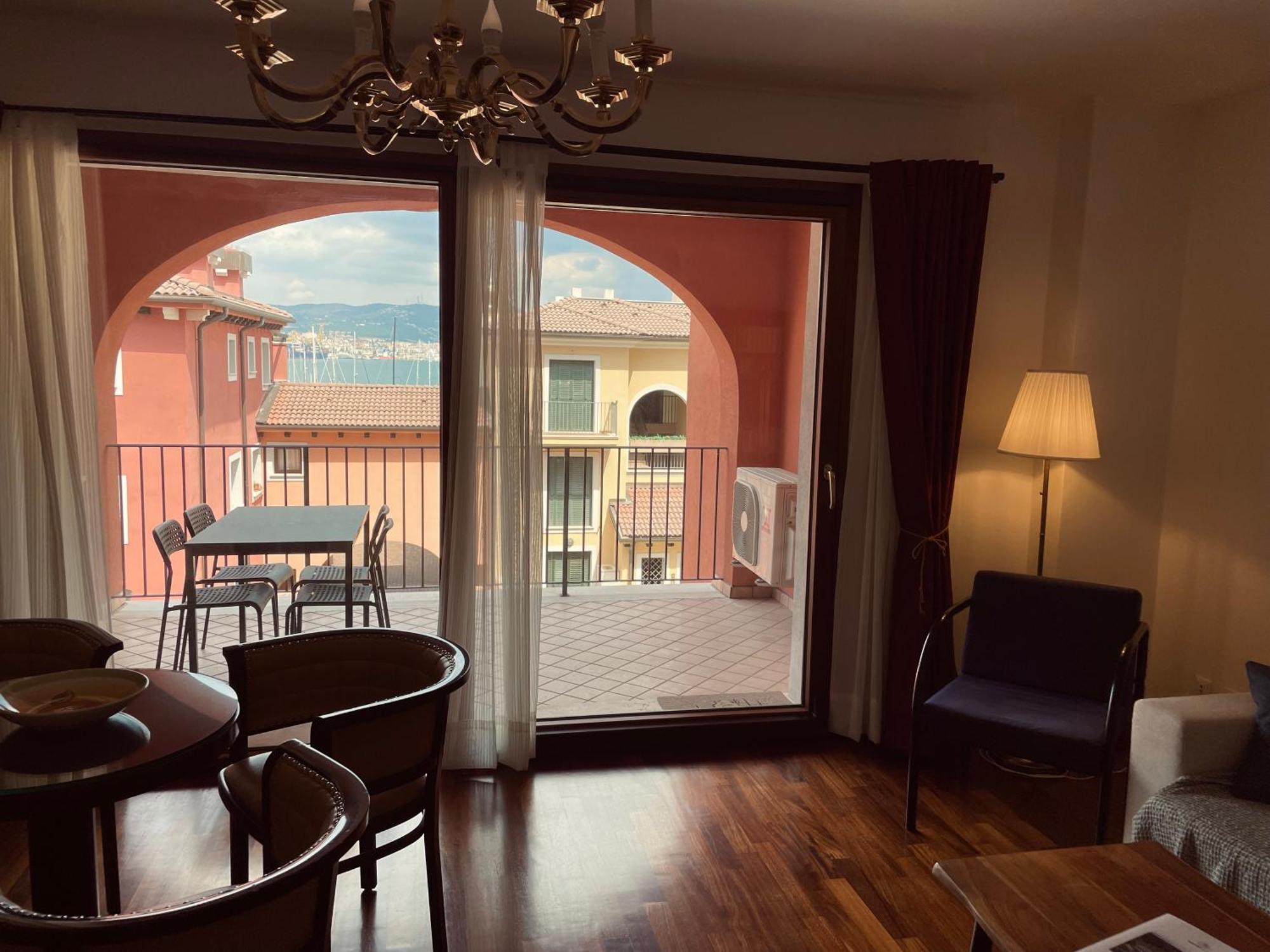 Apartment Aurelia Muggia Exterior foto